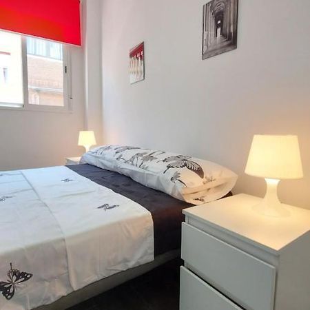 Madrid Luna House Apartment Exterior photo